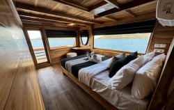 Panoramic Cabin,Komodo Open Trips,Open Trip Weekday by Black Beard Luxury Phinisi