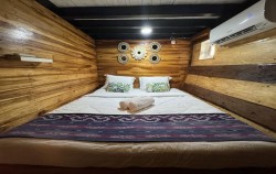 Superior Cabin image, Private Trip by Carnaby Luxury Phinisi, Komodo Boats Charter