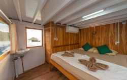 Master Cabin,Komodo Open Trips,Open Trip 2D1N by Dahayu Deluxe Phinisi