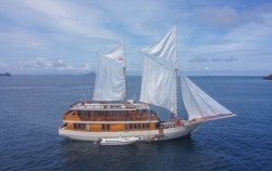 Phinisi Boat,Komodo Open Trips,Open Trip 3D2N by Elrora Luxury Phinisi