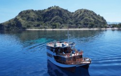 Gamala Phinisi image, Open Trip 3D2N by Gamala Deluxe Phinisi, Komodo Open Trips