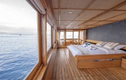 Royal Master Cabin image, Private Trip by Lamborajo 3 Luxury Phinisi, Komodo Boats Charter