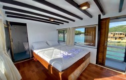 Master Cabin image, Open Trips 3D2N  by Ophelia Regular Phinisi, Komodo Open Trips