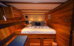 Praha - Venice Cabin image, Private trip by Lamain Luxury Phinisi, Komodo Boats Charter