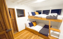 Sharing Cabin,Komodo Boats Charter,Private trip by Santemako Superior Phinisi