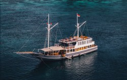 Semesta Luxury Phinisi,Komodo Boats Charter,Private trip by Semesta Luxury Phinisi