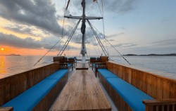 Sun Deck,Komodo Boats Charter,Private Trip by Radea Luxury Phinisi